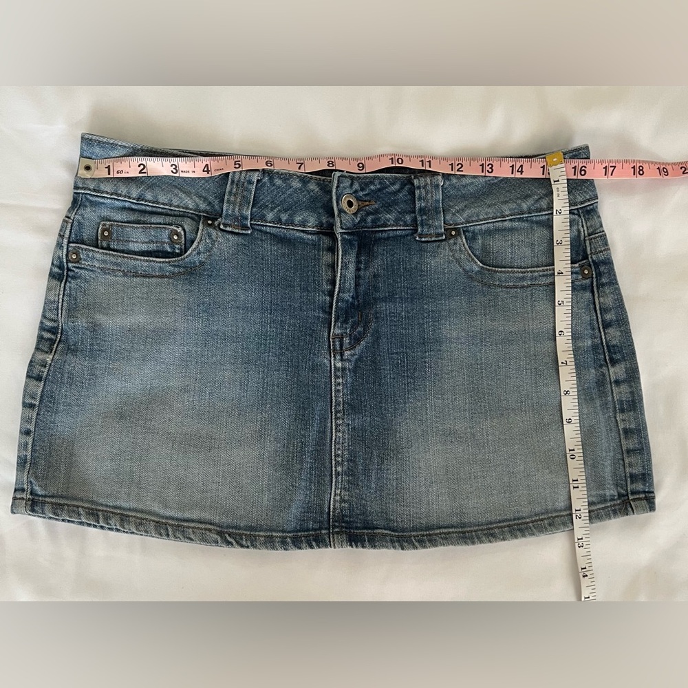 Guess Light Blue Denim Mini Skirt - Picture 6 of 7